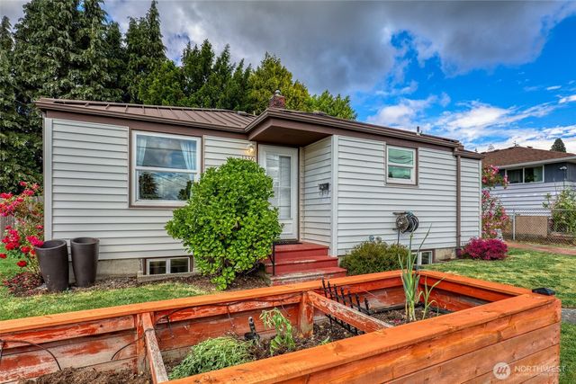 1330 S Ferdinand Street, Seattle, WA 98108