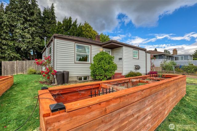 1330 S Ferdinand Street, Seattle, WA 98108