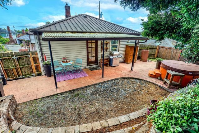 1330 S Ferdinand Street, Seattle, WA 98108