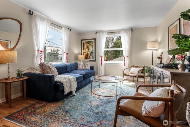 1330 S Ferdinand Street, Seattle, WA 98108