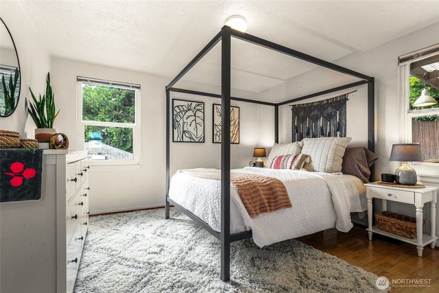 1330 S Ferdinand Street, Seattle, WA 98108