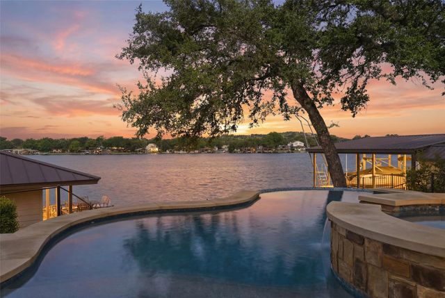 3612 Pack Saddle DR, Horseshoe Bay, TX 78657