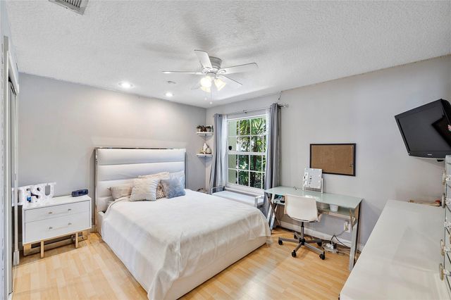 6150 NW 76th Court, Parkland, FL 33067