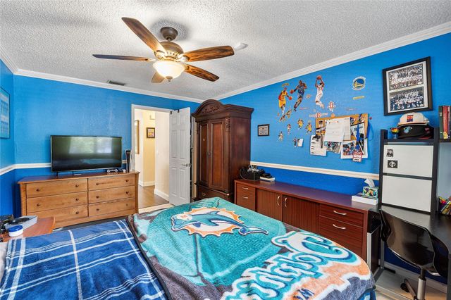 6150 NW 76th Court, Parkland, FL 33067