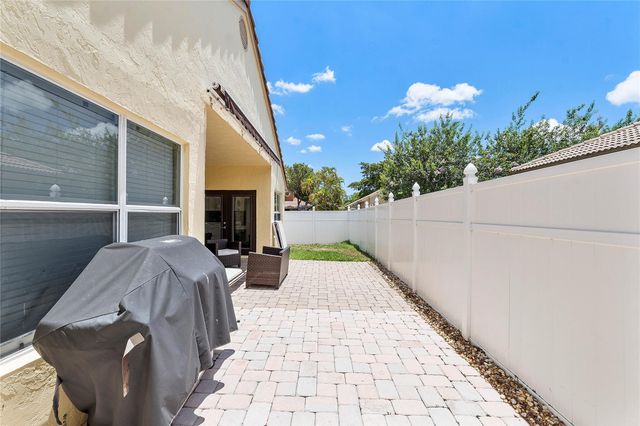 6150 NW 76th Court, Parkland, FL 33067