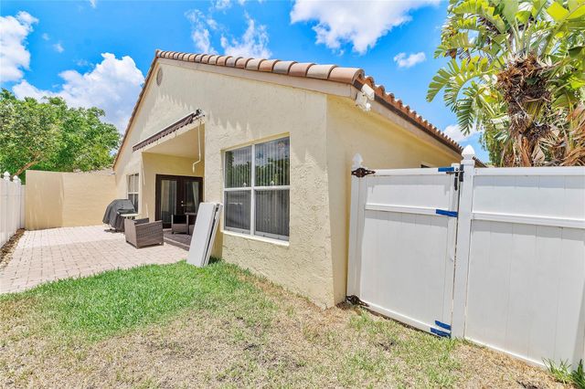 6150 NW 76th Court, Parkland, FL 33067