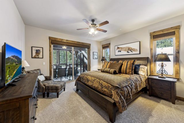 10935 Skislope Way, Truckee, CA 96161