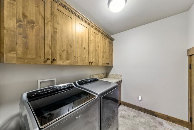 10935 Skislope Way, Truckee, CA 96161