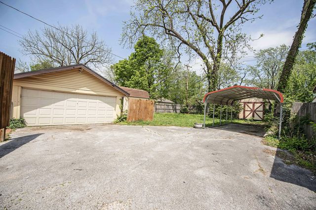 924 South Pickwick Avenue, Springfield, MO 65804