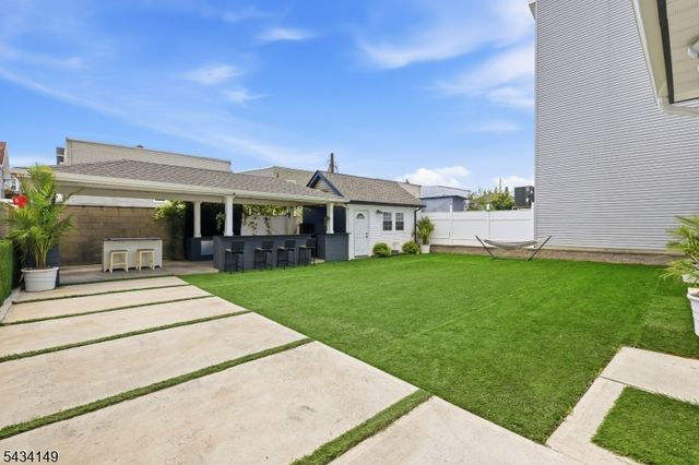 303 N 13Th St, Newark City, NJ 07107