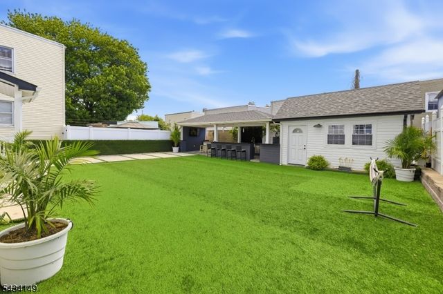 303 N 13Th St, Newark City, NJ 07107