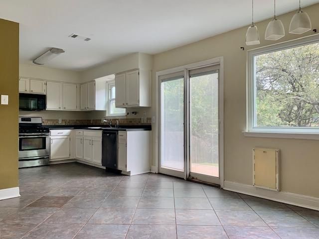 8407 Spring Valley DR, Austin, TX 78736