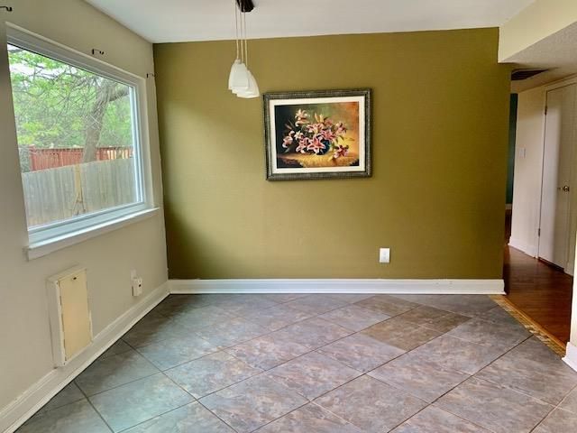8407 Spring Valley DR, Austin, TX 78736