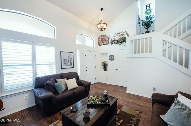 237 LAUREL SPRINGS Court, El Paso, TX 79932