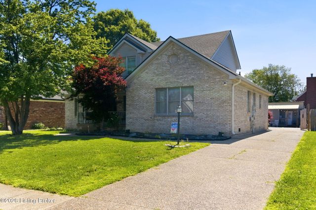 5021 Hunters Point Cir, Louisville, KY 40216