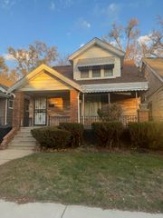 16160 San Juan Drive, Detroit, MI 48221