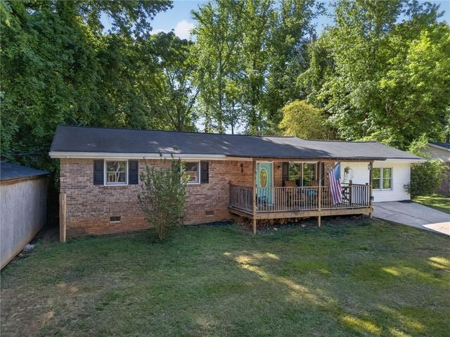 3680 Briar Drive, Lithia Springs, GA 30122
