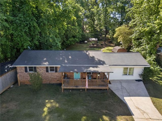 3680 Briar Drive, Lithia Springs, GA 30122