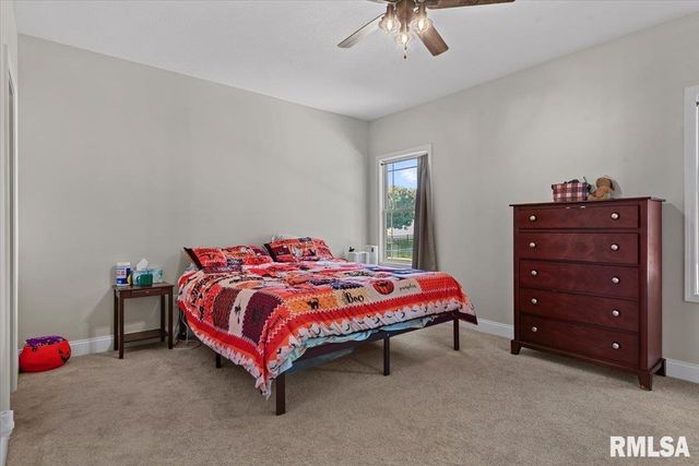 47 Durbin Terrace, Chatham, IL 62629