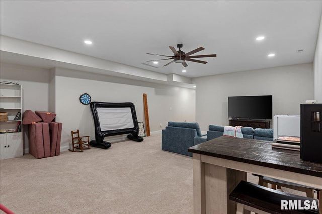 47 Durbin Terrace, Chatham, IL 62629