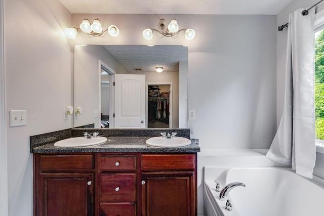 7125 Creeksong Drive, Douglasville, GA 30134