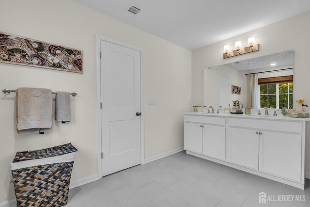 715 Fremont Drive, Manalapan, NJ 07726