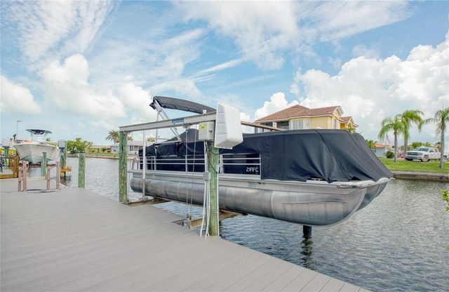7039 SOUTHWIND DRIVE, Hudson, FL 34667