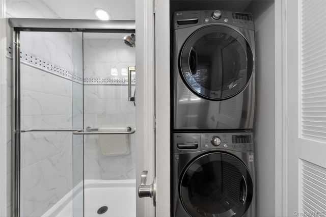 41 Montclair Avenue, Airmont, NY 10952