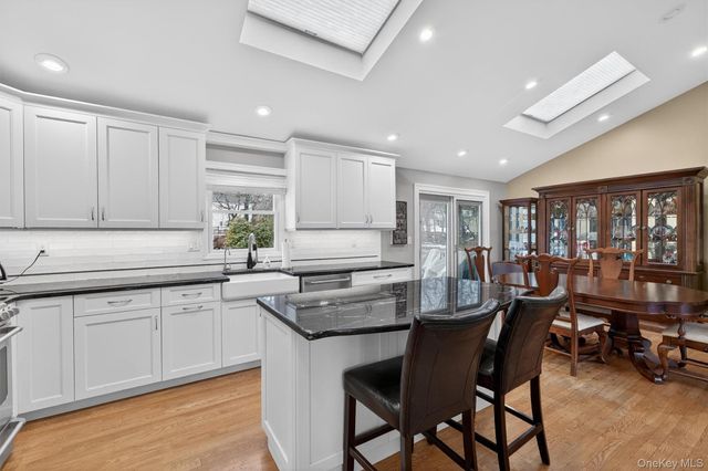 41 Montclair Avenue, Airmont, NY 10952