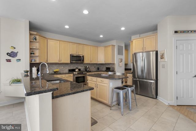 933 GENTLEWOOD ST, Gaithersburg, MD 20878