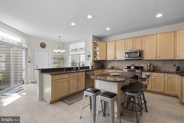 933 GENTLEWOOD ST, Gaithersburg, MD 20878