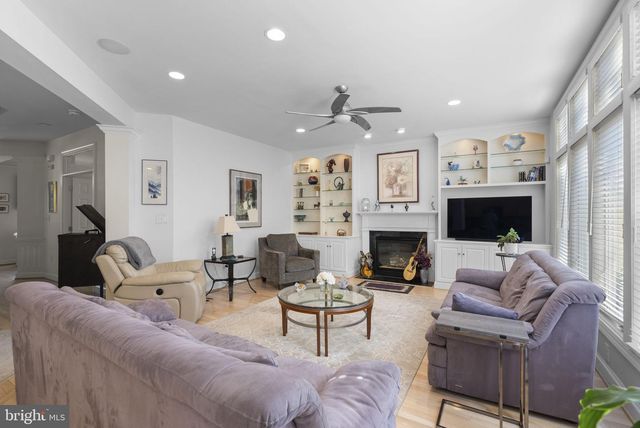 933 GENTLEWOOD ST, Gaithersburg, MD 20878