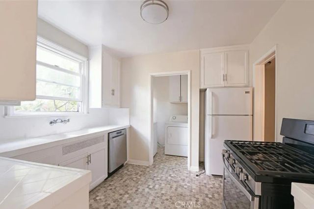 11061 ohio Avenue, Los Angeles, CA 90025