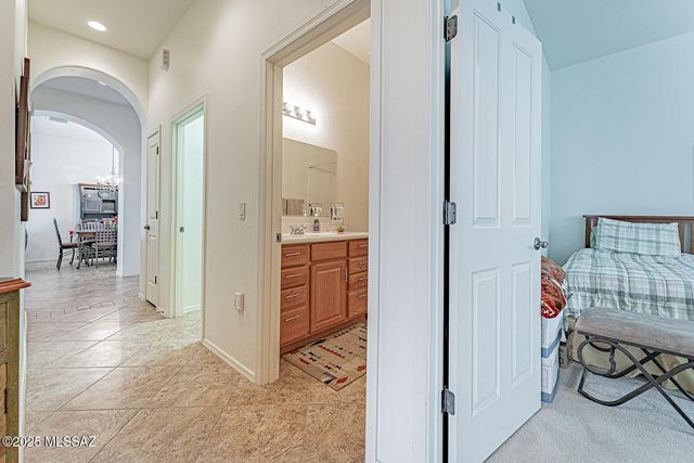 5937 S Scarlet Sky Place, Green Valley, AZ 85622