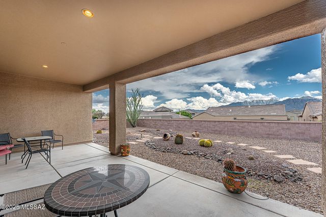 5937 S Scarlet Sky Place, Green Valley, AZ 85622