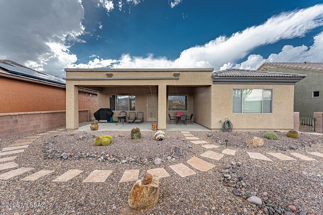 5937 S Scarlet Sky Place, Green Valley, AZ 85622