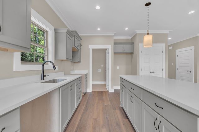 1170 Rimrock Rd, Smyrna, TN 37167