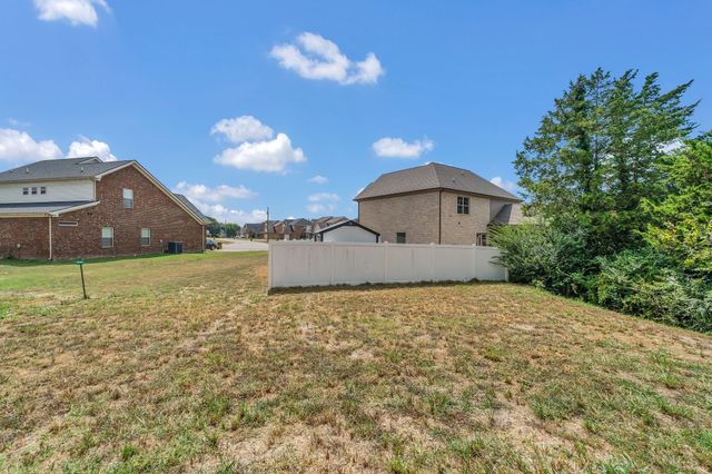 1170 Rimrock Rd, Smyrna, TN 37167