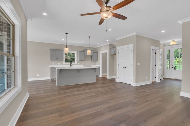 1170 Rimrock Rd, Smyrna, TN 37167