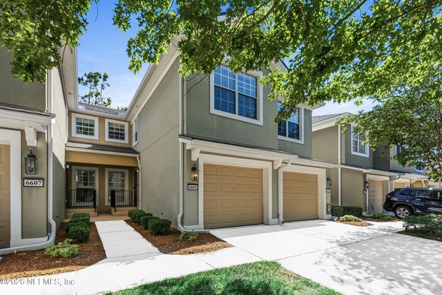 6609 JEFFERSON GARDEN Court 16-E, Jacksonville, FL 32258