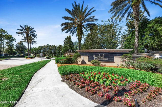 6609 JEFFERSON GARDEN Court 16-E, Jacksonville, FL 32258