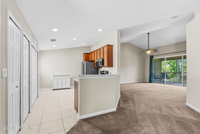 6609 JEFFERSON GARDEN Court 16-E, Jacksonville, FL 32258