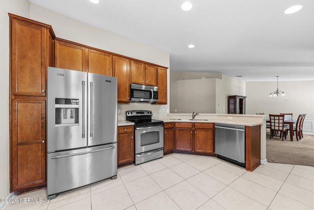 6609 JEFFERSON GARDEN Court 16-E, Jacksonville, FL 32258