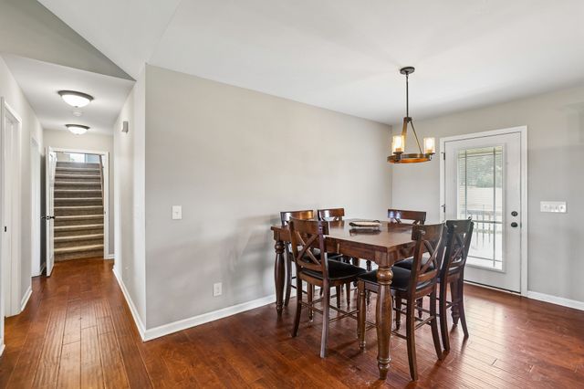32 Richland Hills Dr, Manchester, TN 37355