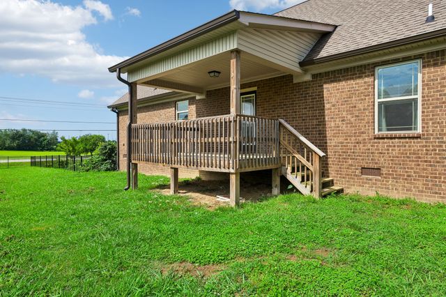 32 Richland Hills Dr, Manchester, TN 37355
