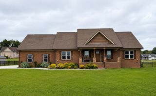 32 Richland Hills Dr, Manchester, TN 37355