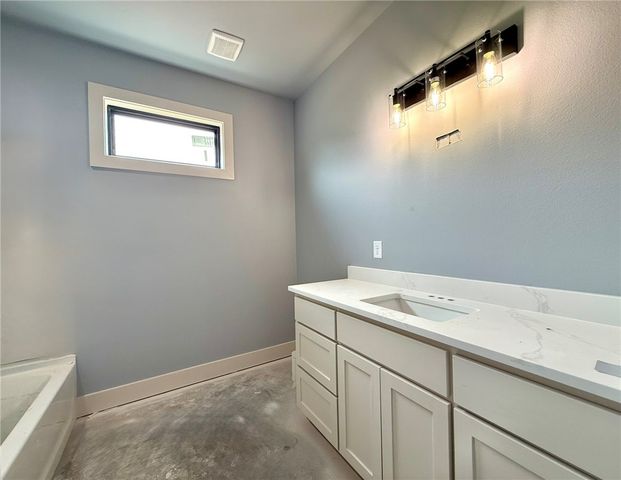1305 Elk Horn Drive, Russellville, AR 72802