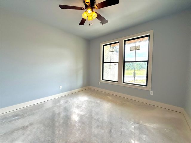1305 Elk Horn Drive, Russellville, AR 72802