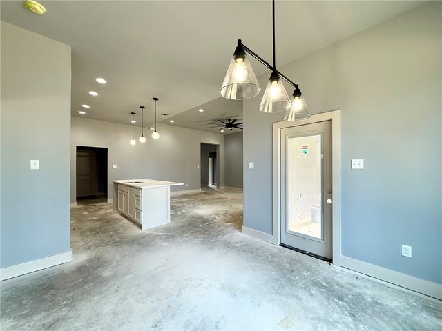 1305 Elk Horn Drive, Russellville, AR 72802