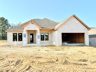 1305 Elk Horn Drive, Russellville, AR 72802